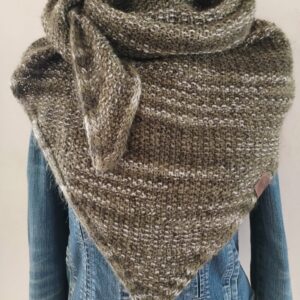 Chusta wełniana odcienie zieleni i oliwki na drutach